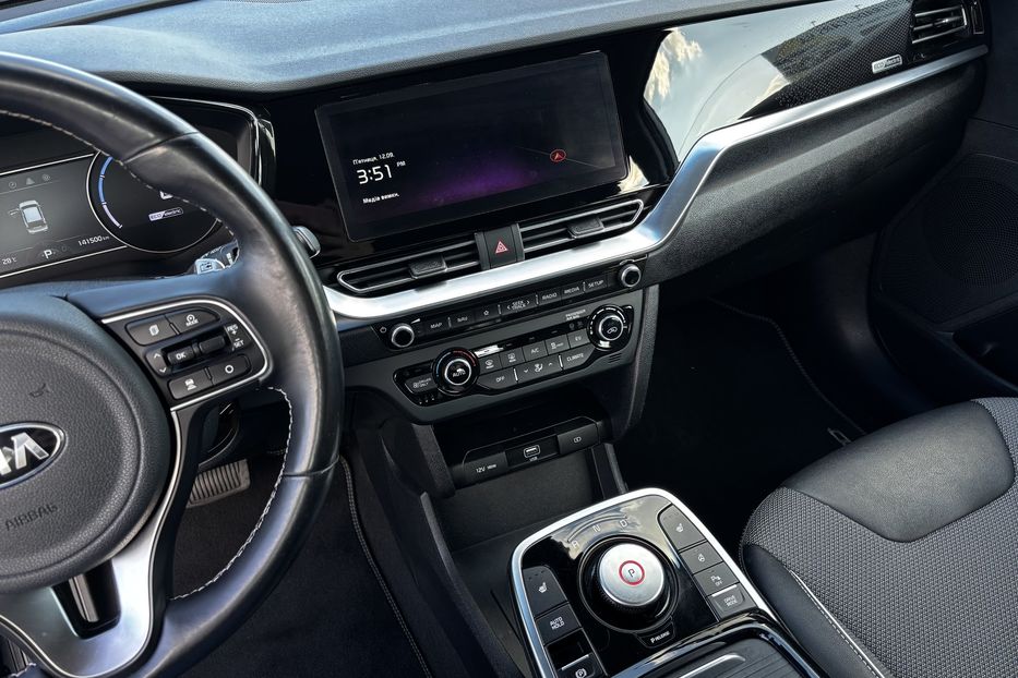 Продам Kia Niro Запоріжжя 2020 года в Львове