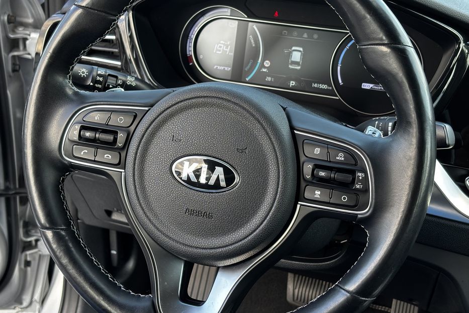 Продам Kia Niro Запоріжжя 2020 года в Львове