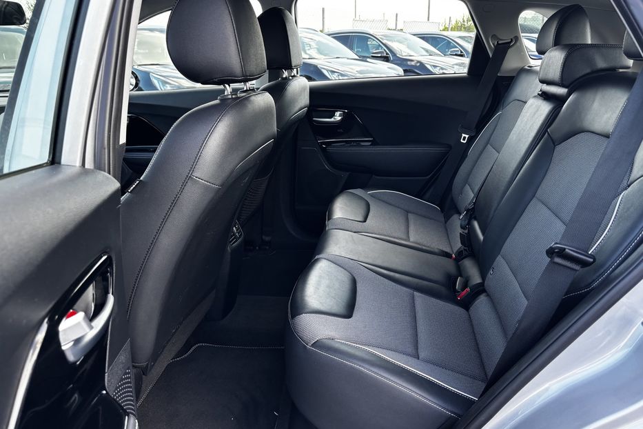 Продам Kia Niro Запоріжжя 2020 года в Львове