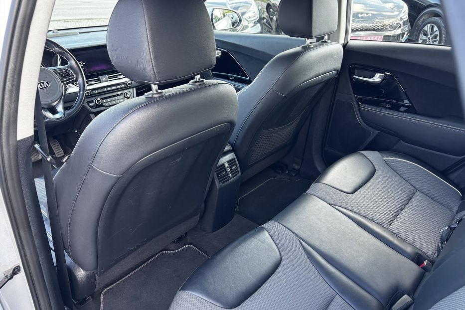 Продам Kia Niro Запоріжжя 2020 года в Львове