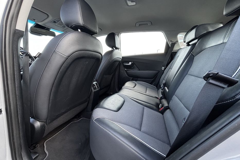 Продам Kia Niro Запоріжжя 2020 года в Львове