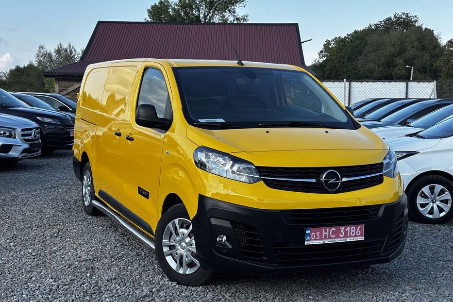 Продам Opel Vivaro груз. L2H1  88 KW 2021 года в Львове
