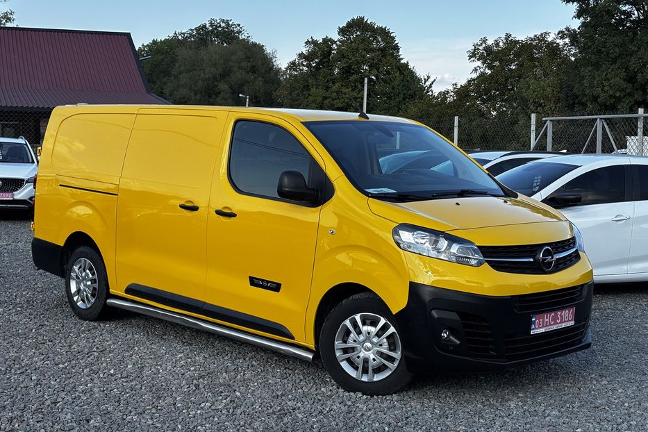 Продам Opel Vivaro груз. L2H1  88 KW 2021 года в Львове