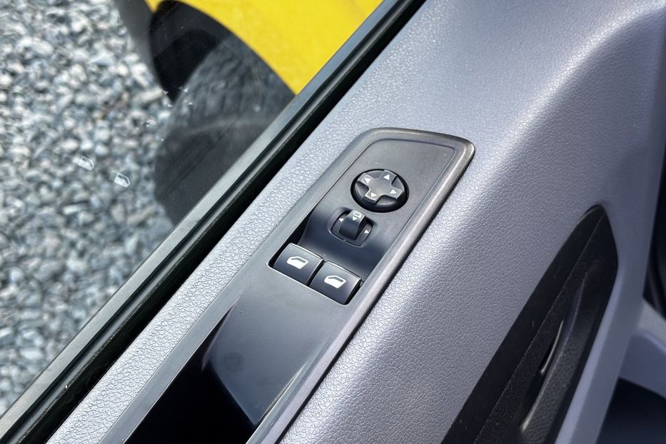 Продам Opel Vivaro груз. L2H1  88 KW 2021 года в Львове