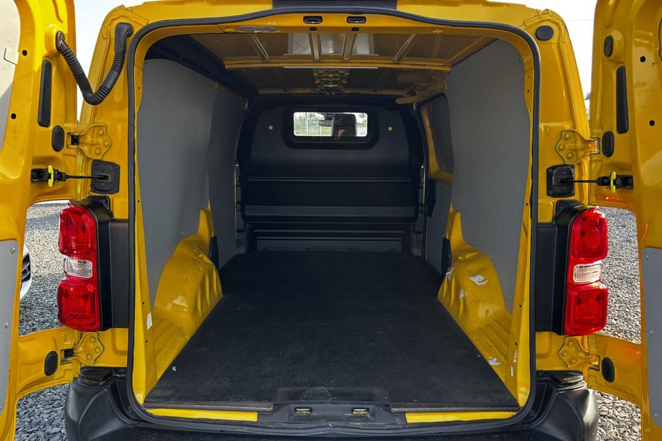 Продам Opel Vivaro груз. L2H1  88 KW 2021 года в Львове