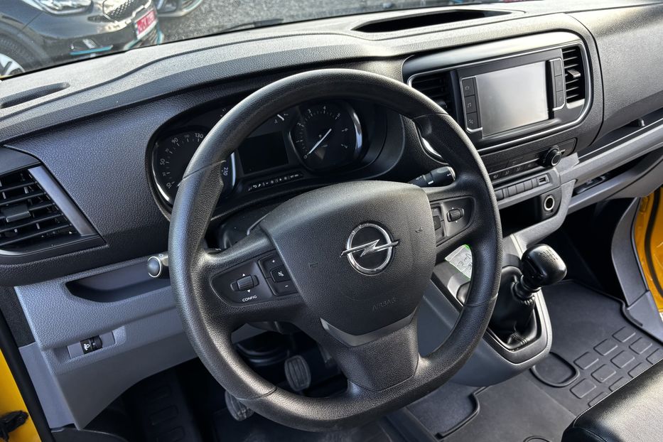 Продам Opel Vivaro груз. L2H1  88 KW 2021 года в Львове
