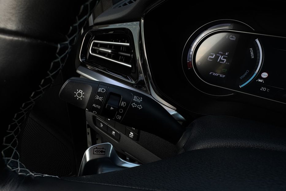 Продам Kia Niro 64кВтТепловийПідгрвсидінькерма 2021 года в Львове