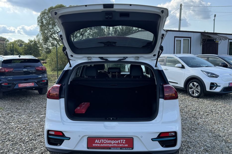 Продам Kia Niro 64кВтТепловийПідгрвсидінькерма 2021 года в Львове