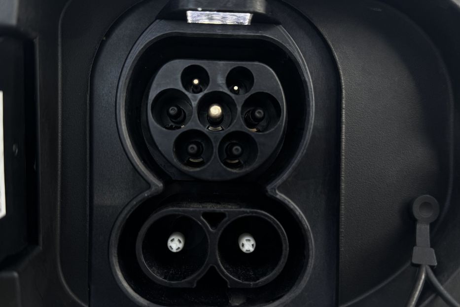 Продам Kia Niro 64кВтТепловийПідгрвсидінькерма 2021 года в Львове