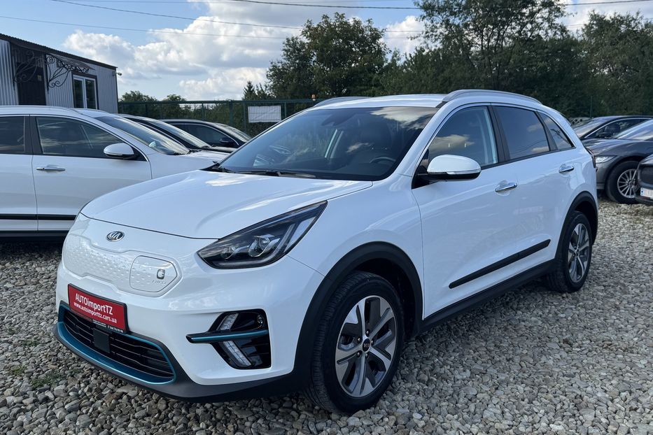 Продам Kia Niro 64кВтТепловийПідгрвсидінькерма 2021 года в Львове