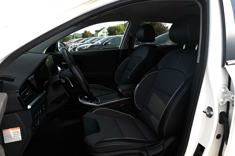 Продам Kia Niro 64кВтТепловийПідгрвсидінькерма 2021 года в Львове