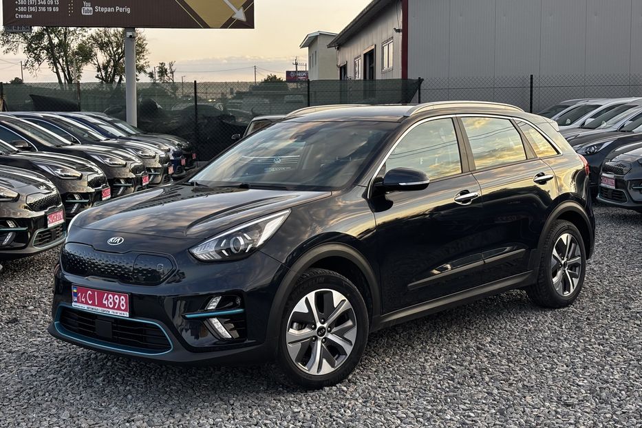 Продам Kia Niro 64 kwt 2021 года в Львове