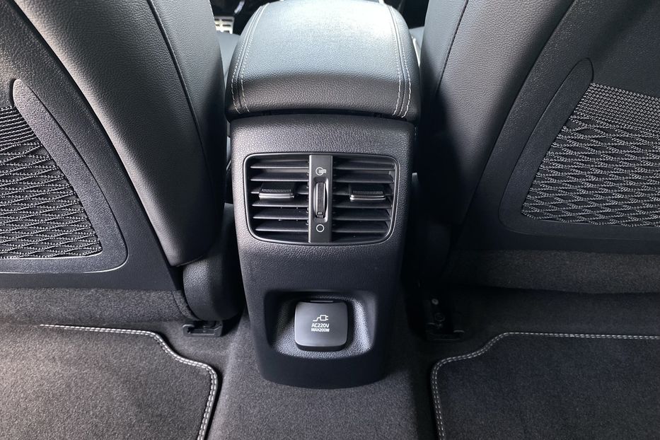 Продам Kia Niro 64 kWh Макс. комплектація Люк. 2021 года в Львове