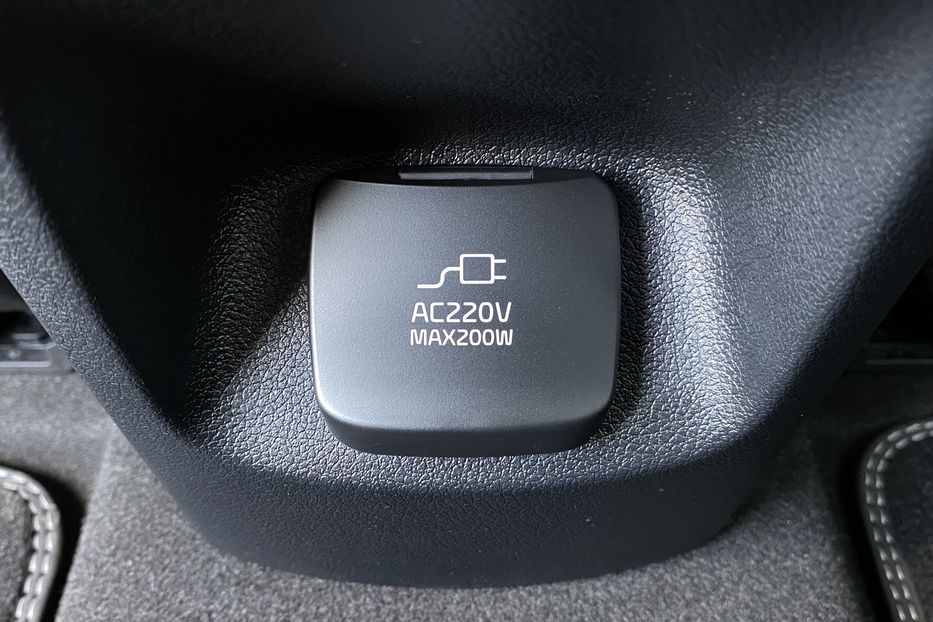 Продам Kia Niro 64 kWh Макс. комплектація Люк. 2021 года в Львове