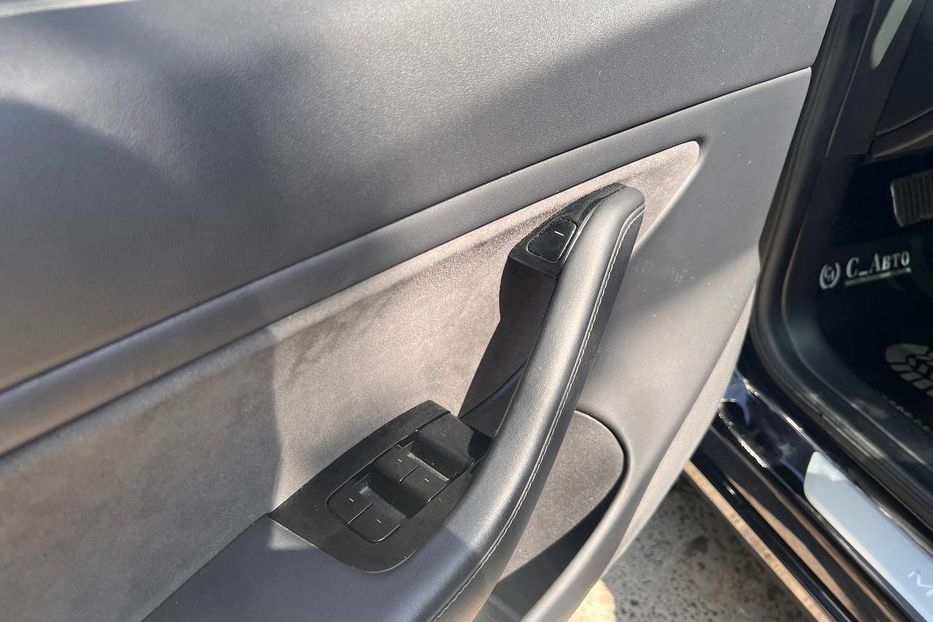 Продам Tesla Model 3 2019 года в Черновцах