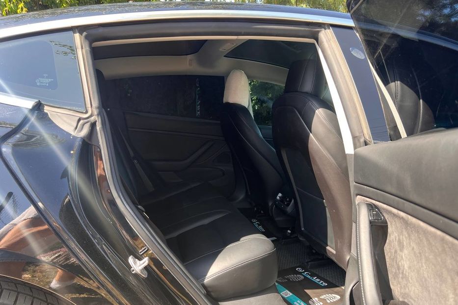 Продам Tesla Model 3 2019 года в Черновцах