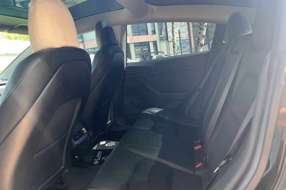 Продам Tesla Model 3 2019 года в Черновцах