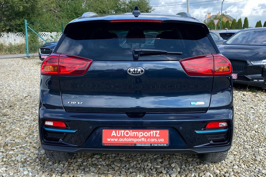 Продам Kia Niro 64 kWh Макс. комплектація Люк. 2021 года в Львове