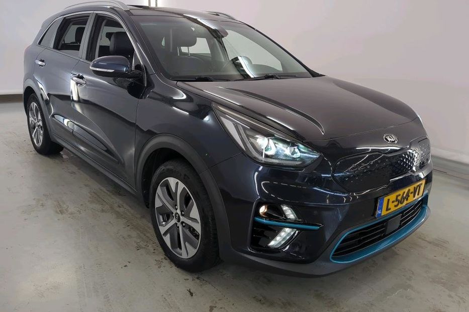 Продам Kia Niro 64 КВТ 2021 года в Львове
