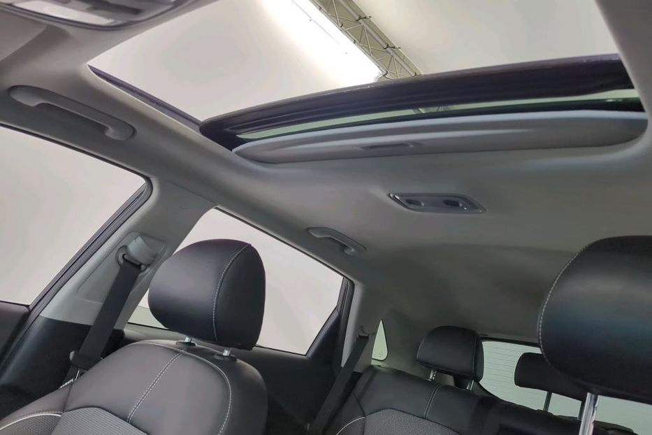 Продам Kia Niro 64 КВТ 2021 года в Львове