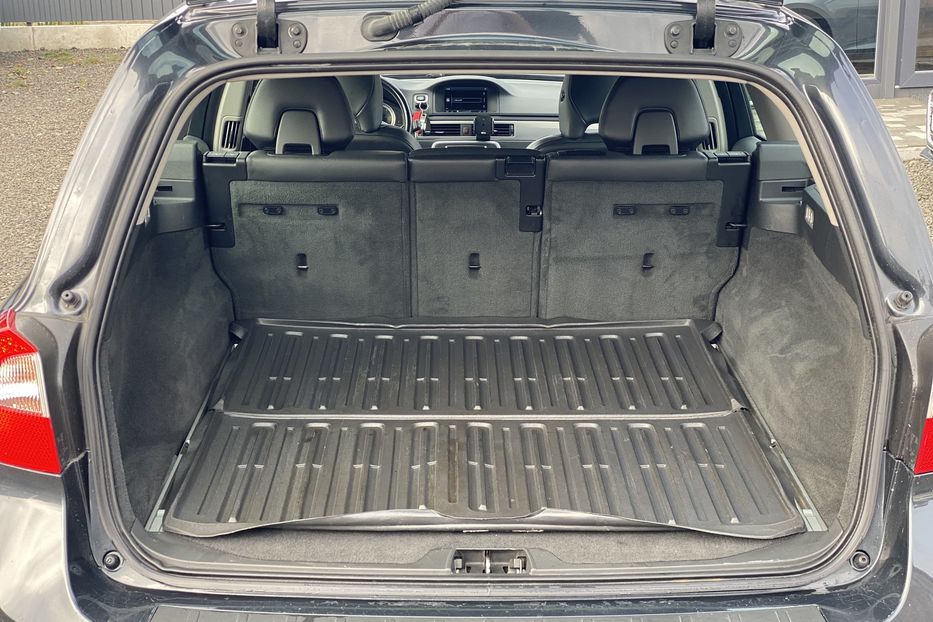 Продам Volvo V70 2013 года в Луцке
