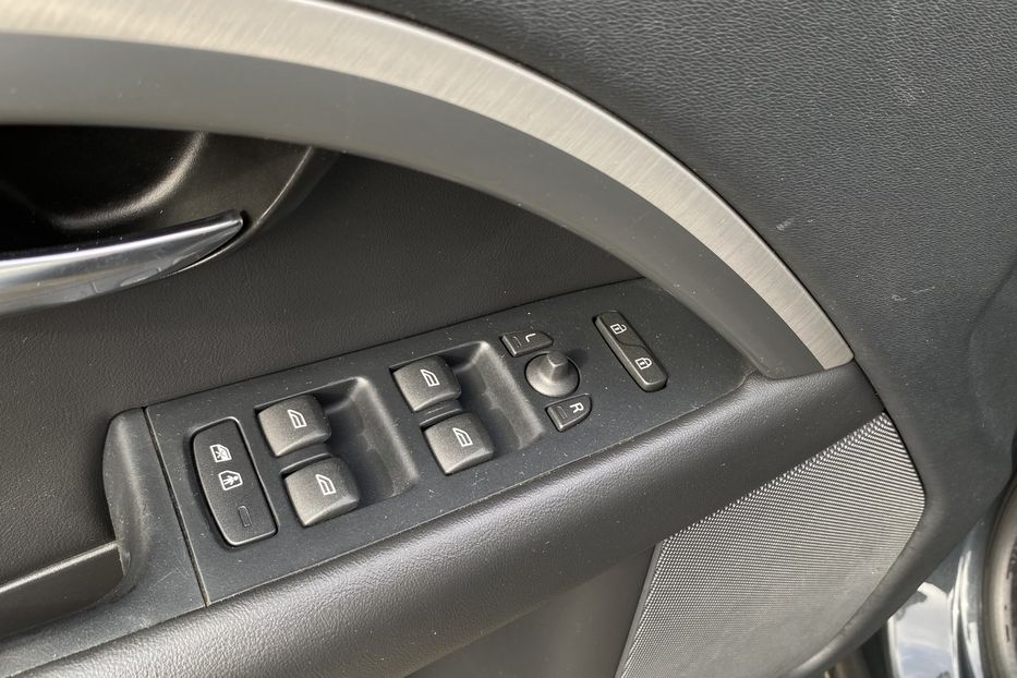 Продам Volvo V70 2013 года в Луцке