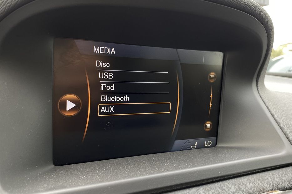 Продам Volvo V70 2013 года в Луцке