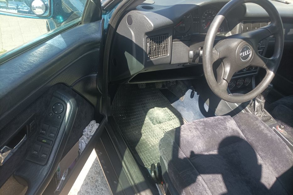 Продам Audi 80 в4 1992 года в Одессе