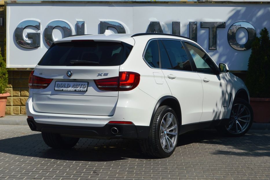 Продам BMW X5 2015 года в Одессе