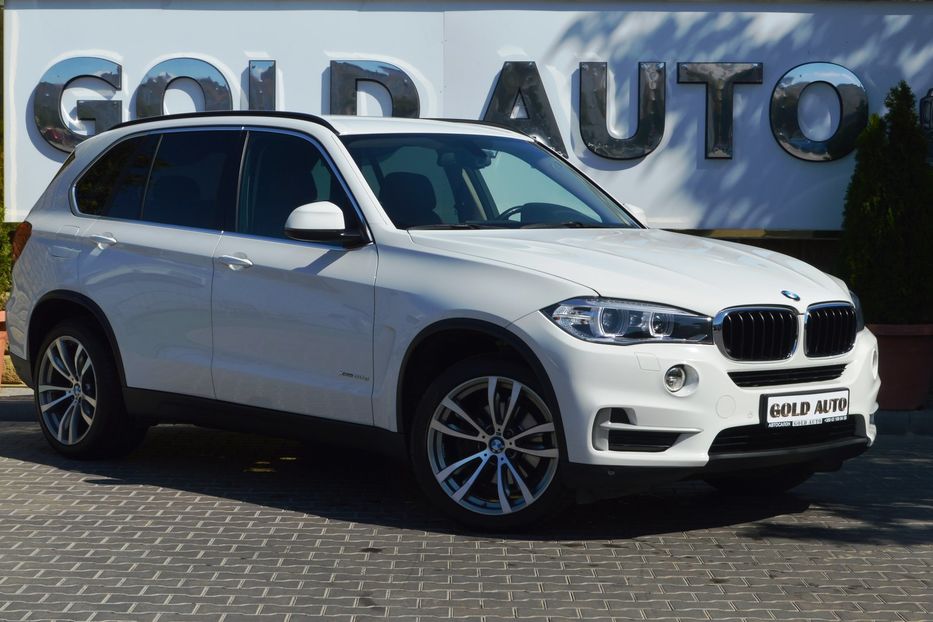 Продам BMW X5 2015 года в Одессе
