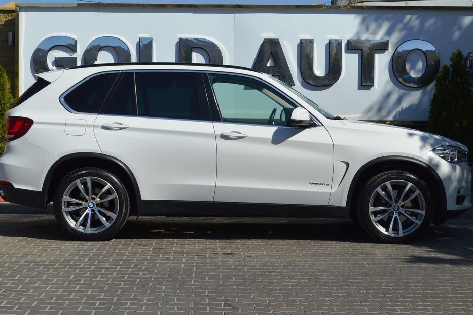 Продам BMW X5 2015 года в Одессе