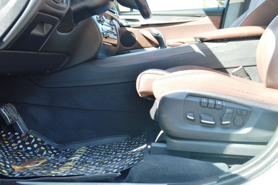 Продам BMW X5 2015 года в Одессе