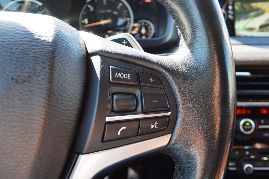 Продам BMW X5 2015 года в Одессе