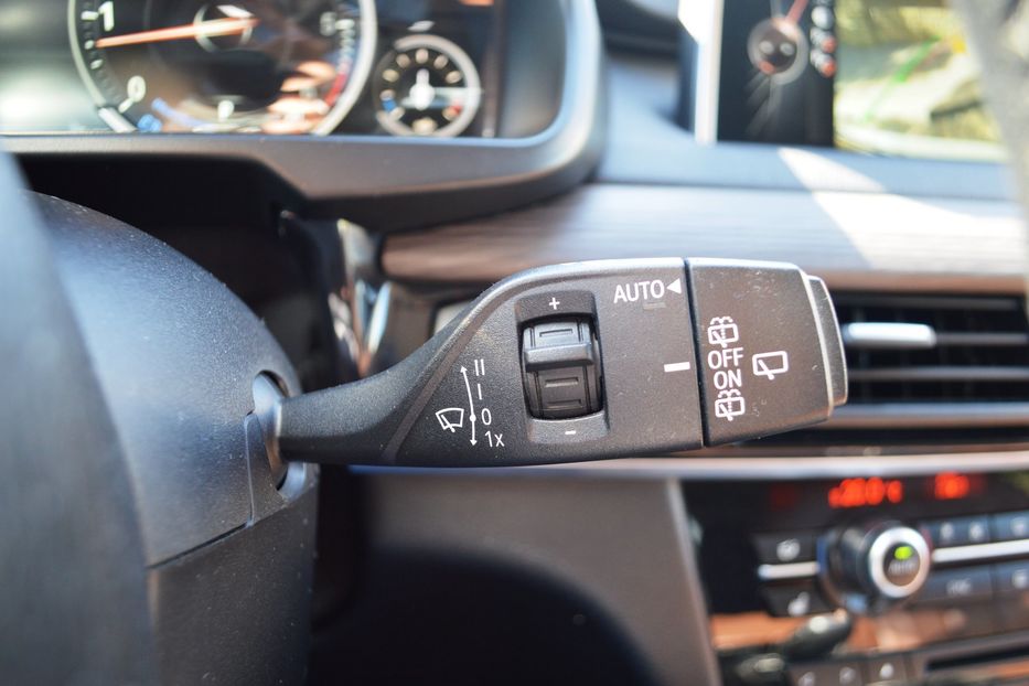 Продам BMW X5 2015 года в Одессе