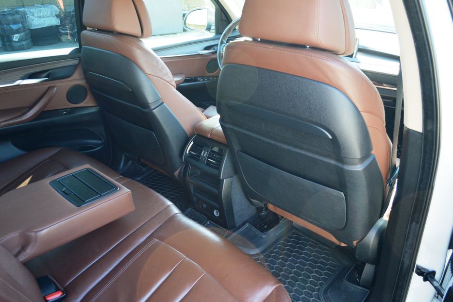 Продам BMW X5 2015 года в Одессе