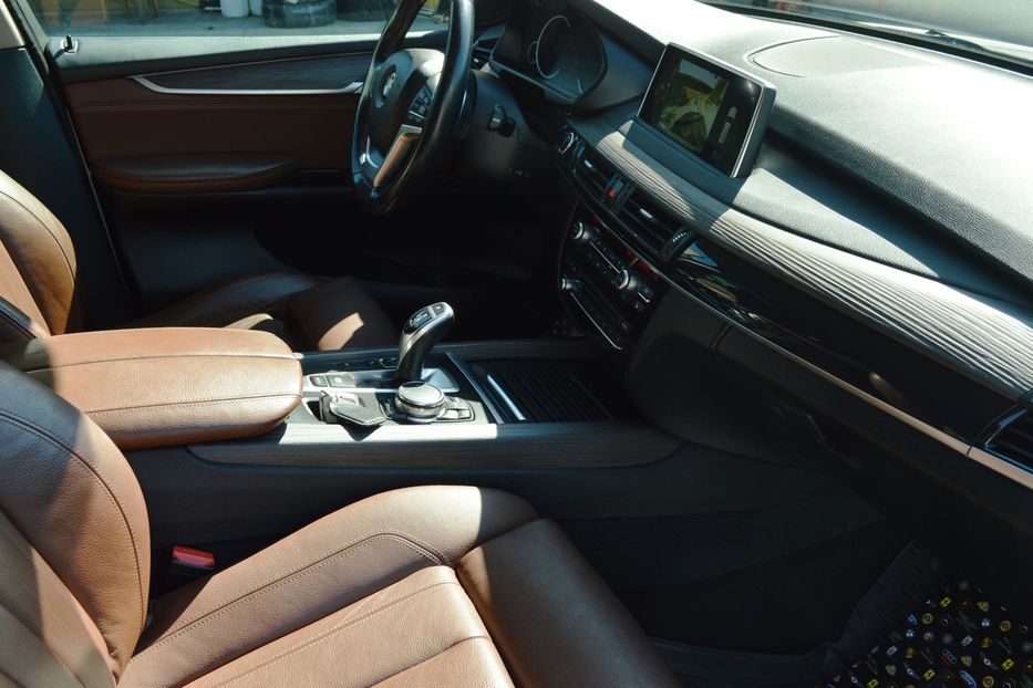 Продам BMW X5 2015 года в Одессе