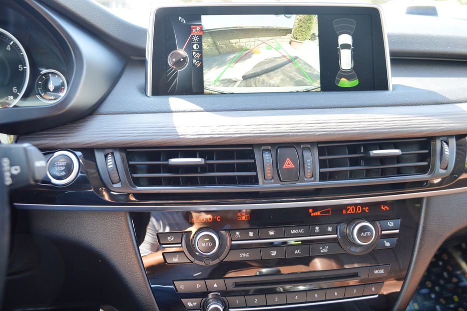 Продам BMW X5 2015 года в Одессе