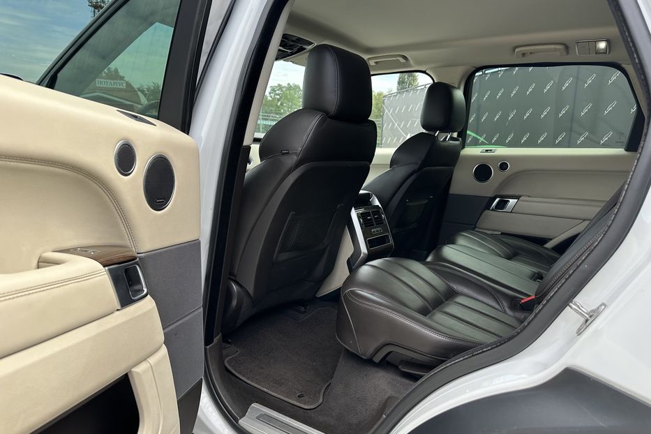 Продам Land Rover Range Rover Sport Diesel HSE 2015 года в Киеве