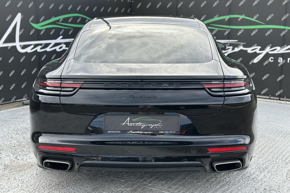 Продам Porsche Panamera 2018 года в Киеве