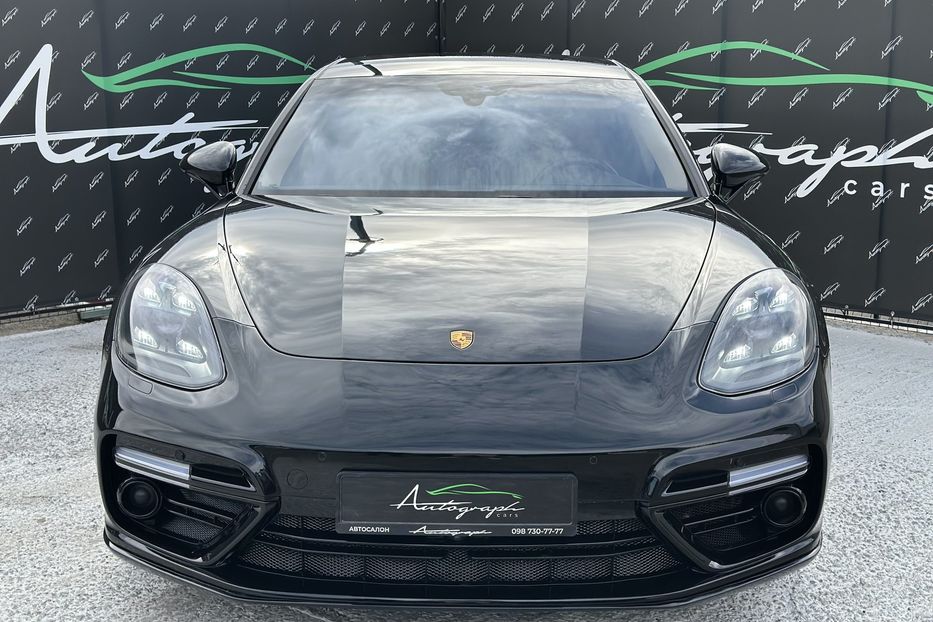 Продам Porsche Panamera 2018 года в Киеве