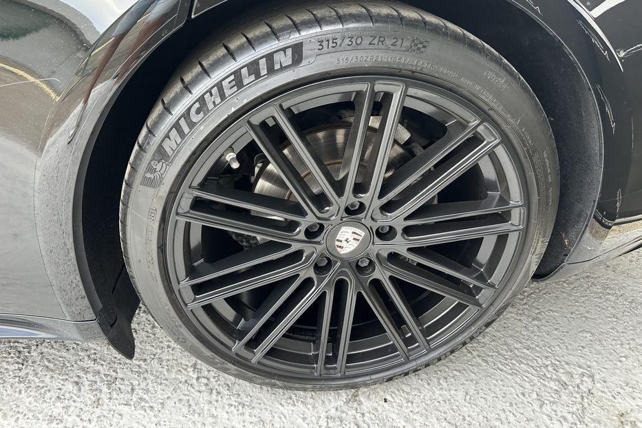 Продам Porsche Panamera 2018 года в Киеве
