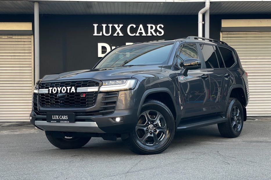 Продам Toyota Land Cruiser 300 GR Sport 2024 года в Киеве