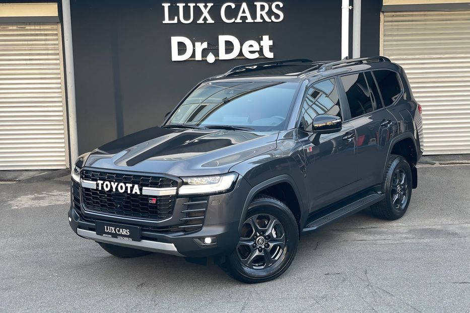 Продам Toyota Land Cruiser 300 GR Sport 2024 года в Киеве