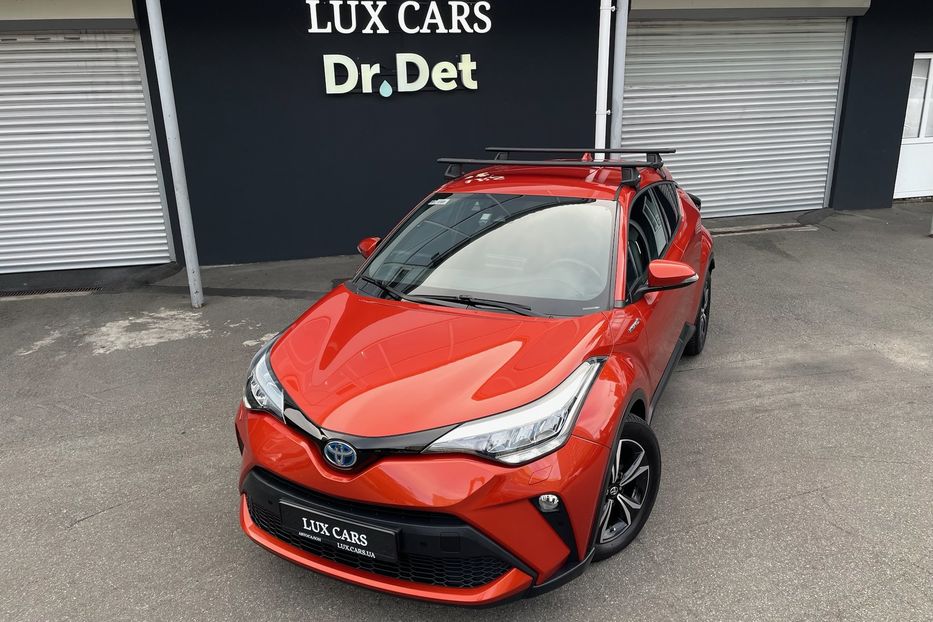 Продам Toyota C-HR 2.0 Hybrid 2020 года в Киеве