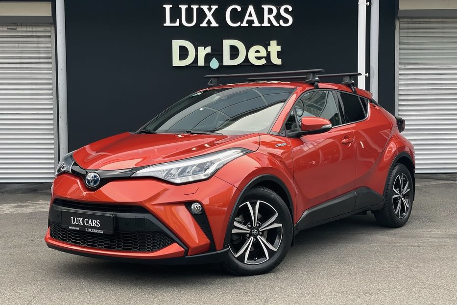 Продам Toyota C-HR 2.0 Hybrid 2020 года в Киеве