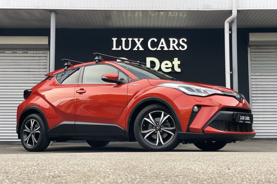 Продам Toyota C-HR 2.0 Hybrid 2020 года в Киеве