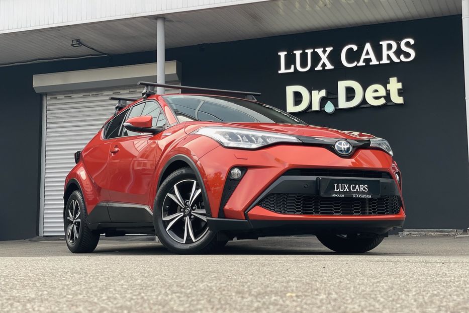 Продам Toyota C-HR 2.0 Hybrid 2020 года в Киеве