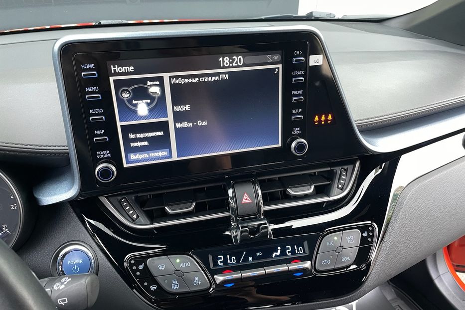 Продам Toyota C-HR 2.0 Hybrid 2020 года в Киеве