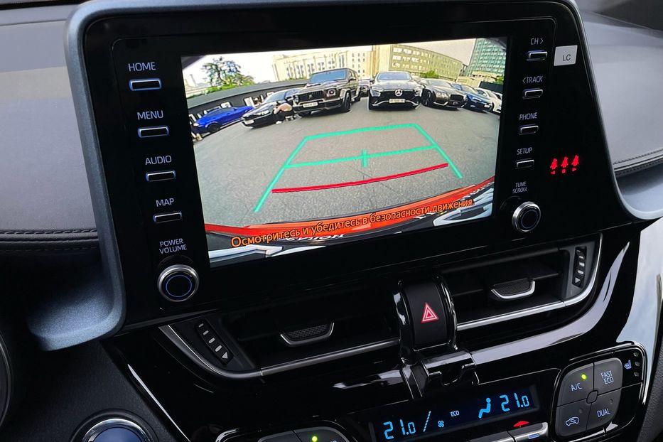 Продам Toyota C-HR 2.0 Hybrid 2020 года в Киеве