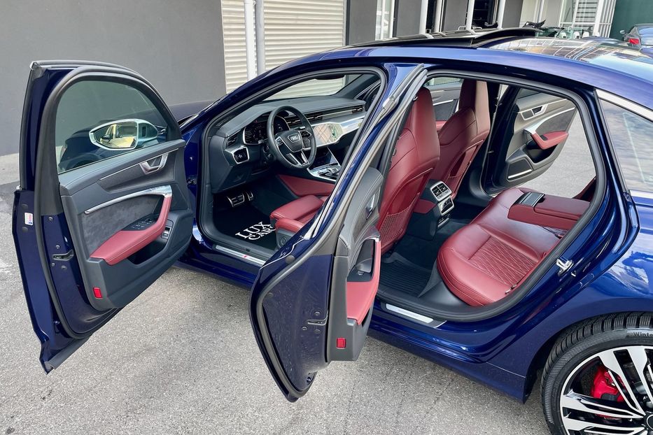Продам Audi S6 2020 года в Киеве